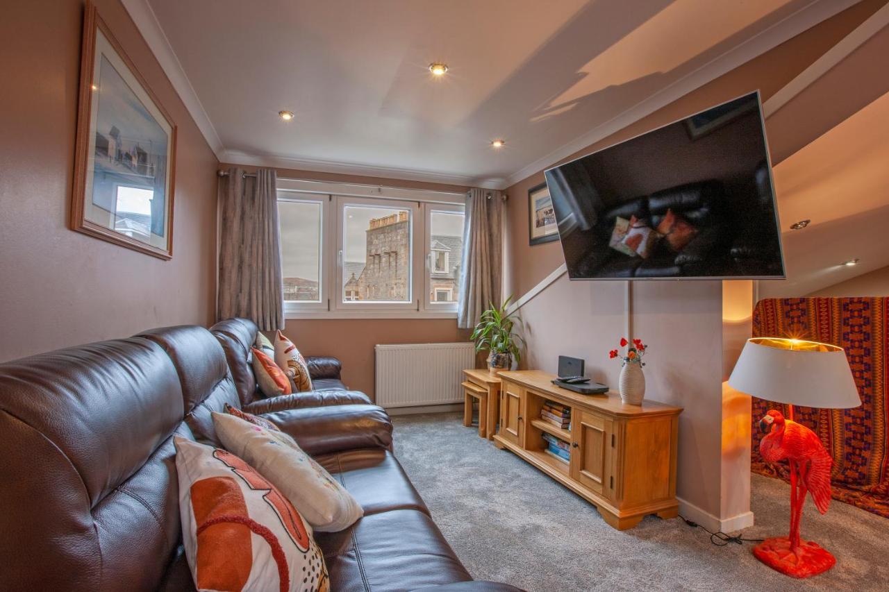 Premium 2Nd Floor 2 Bed Apt Sleeps 4 Adults In Oban Town Kültér fotó