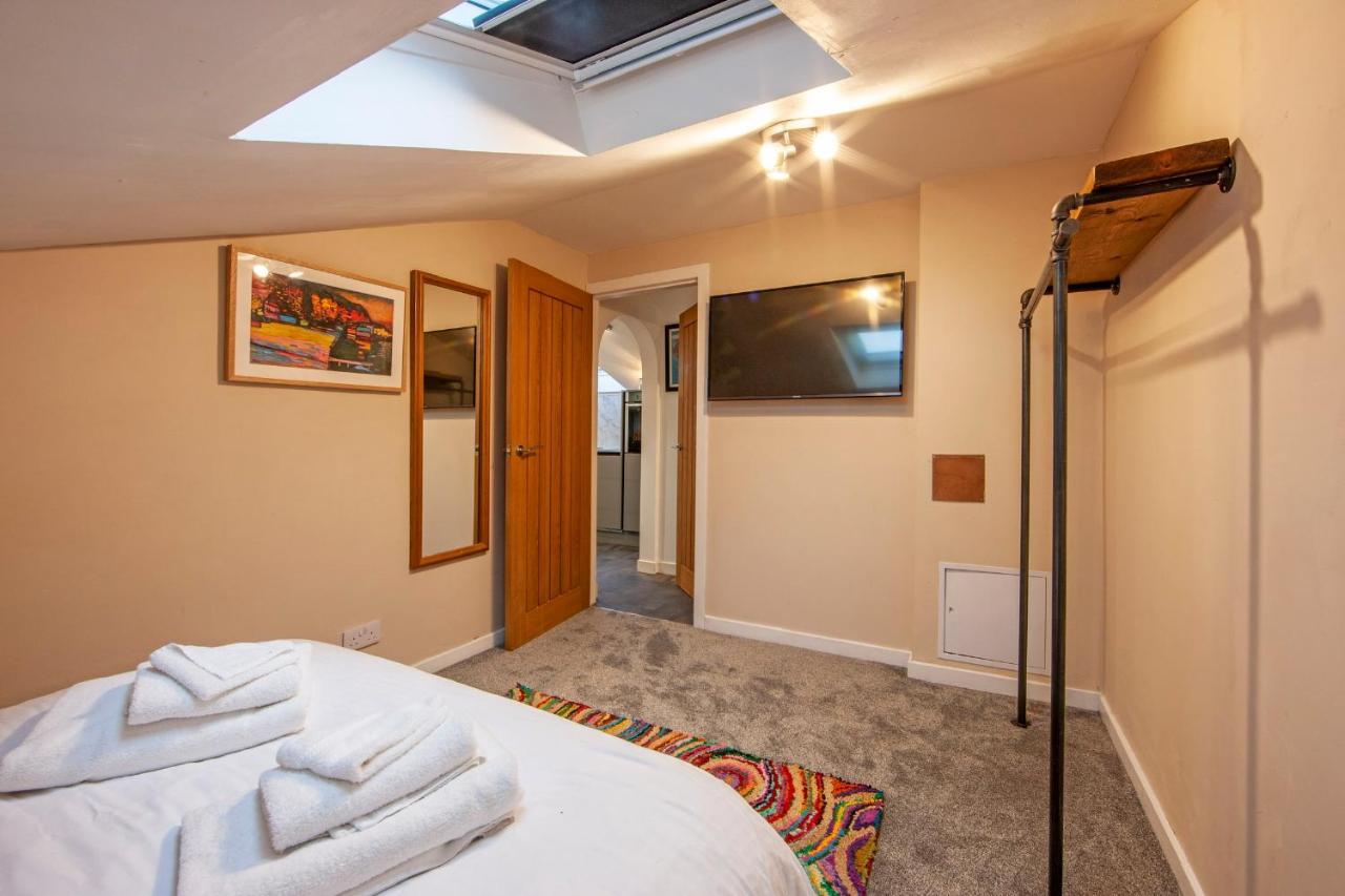 Premium 2Nd Floor 2 Bed Apt Sleeps 4 Adults In Oban Town Kültér fotó